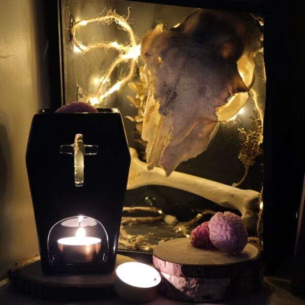 Kit Ritual Quemador Ataúd Gótico "The Death" - Aroma Tierra, Cuero y Eucalipto