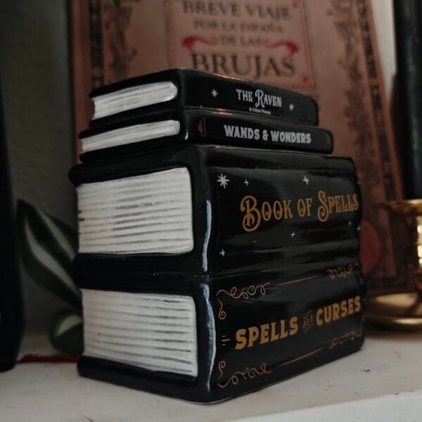 Quemador de Cera "Pila de Libros Grimonios" – Kit Aroma Biblioteca Antigua