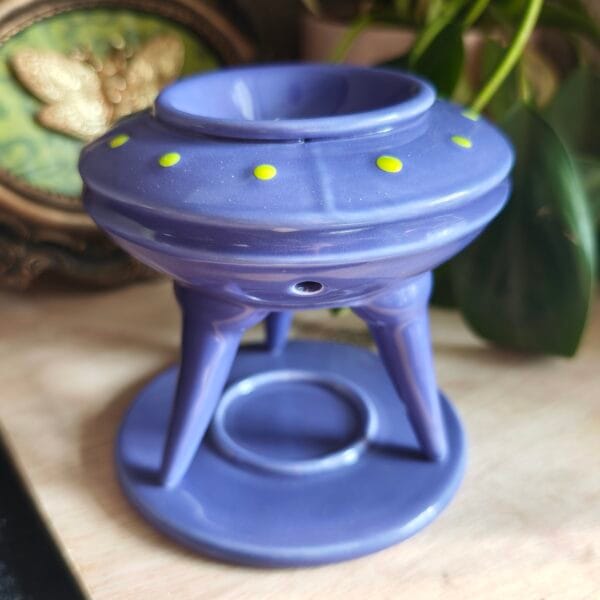 Quemador de Esencias OVNI "Abducción Aromática" – Kit Galáctico Completo