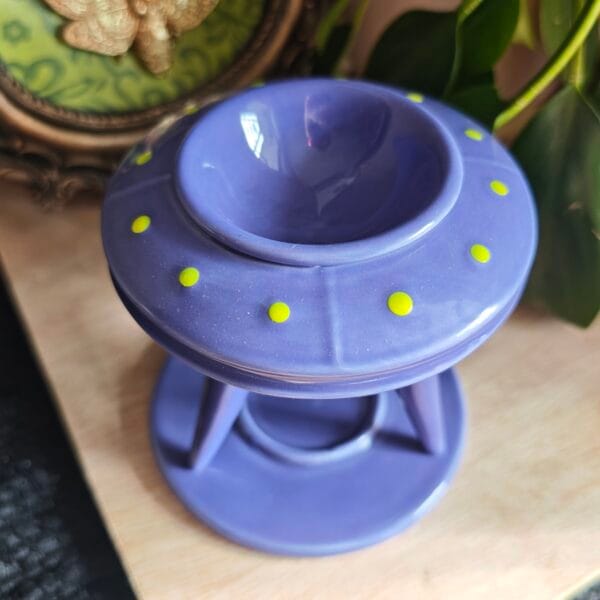 Quemador de Esencias OVNI "Abducción Aromática" – Kit Galáctico Completo