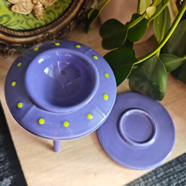 Quemador de Esencias OVNI "Abducción Aromática" – Kit Galáctico Completo