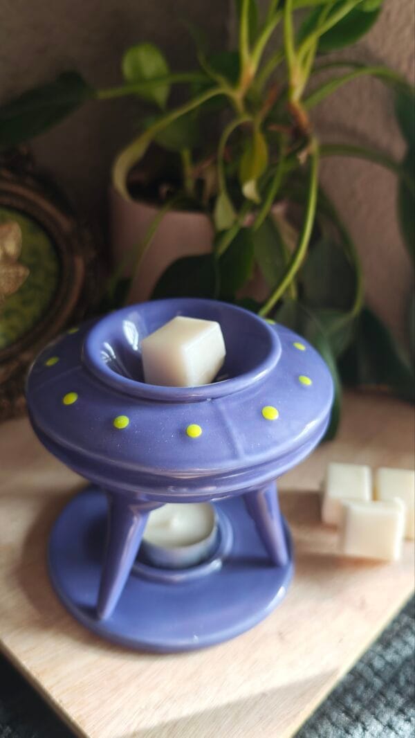 Quemador de Esencias OVNI "Abducción Aromática" – Kit Galáctico Completo