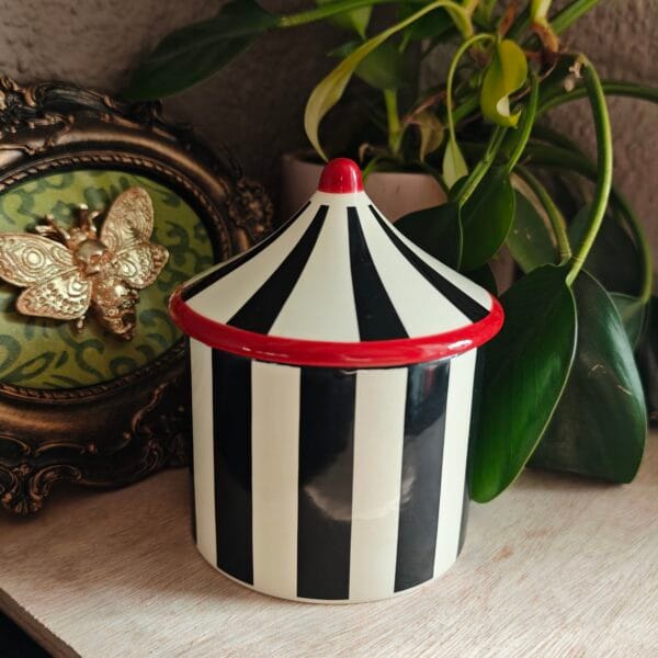 Pack Ritual "Freak Show": Quemador Carpa Circo Gótico + Wax Melt Dulce de Feria