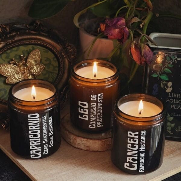 Colección "The Shadow Side": Velas de Horóscopo Artesanales y sus Red Flags