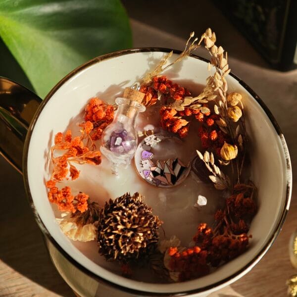 2026/03/1000132836-scaled.jpg Vela Taza 'Misticismo Dulce' – Turrón, Chocolate y Castaña (250ml)