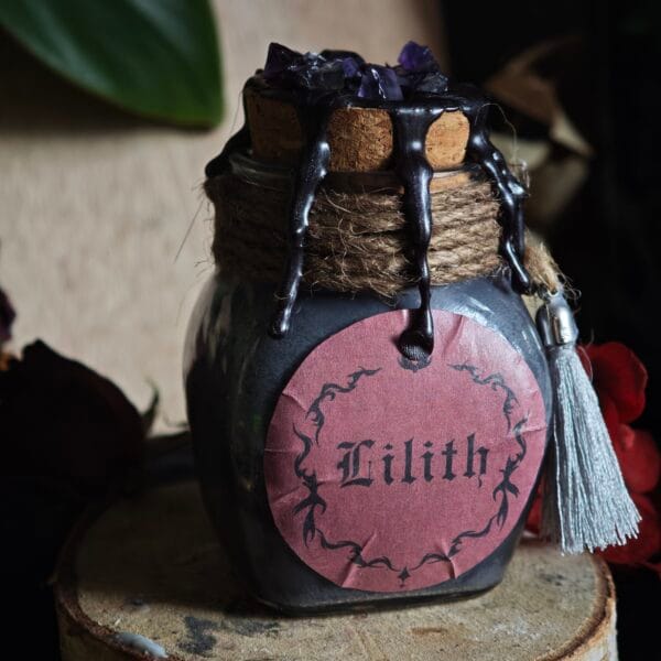 Pociones Aromáticas Místicas: Velas Artesanales de Folklore y Leyendas