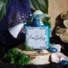 Pociones Aromáticas Místicas: Velas Artesanales de Folklore y Leyendas