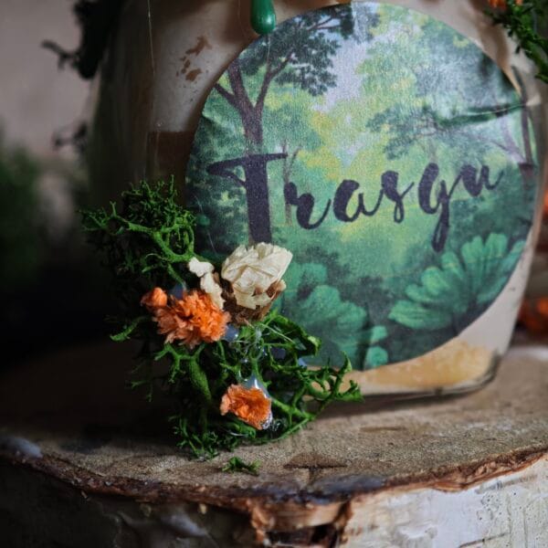 Pociones Aromáticas Místicas: Velas Artesanales de Folklore y Leyendas