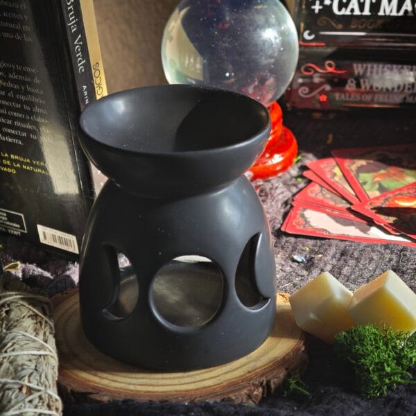IMG_20260506_183205 Quemador de Cera "Triple Luna" (Negro) – Altar para Rituales de Aromaterapia