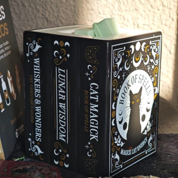 Quemador de Cera "Libro de Hechizos del Gato Negro" – Decoración Esotérica