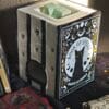 Quemador de Cera "Libro de Hechizos del Gato Negro" – Decoración Esotérica