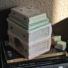 Quemador de Cera "Biblioteca Mística" – Edición Lectura y Calma