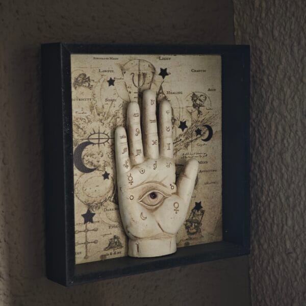 IMG_20260506_190930 (1) Cuadro de Pared "Palmistry Companion" – Arte Esotérico de Quiromancia con Marco Negro
