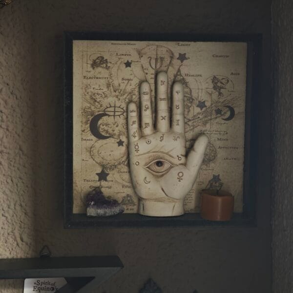 IMG_20260506_191017 Cuadro de Pared "Palmistry Companion" – Arte Esotérico de Quiromancia con Marco Negro
