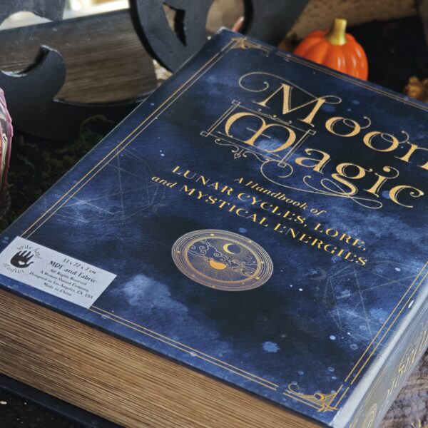 MOON MAGIC – Caja Regalo Gótica con Velas y Aromas