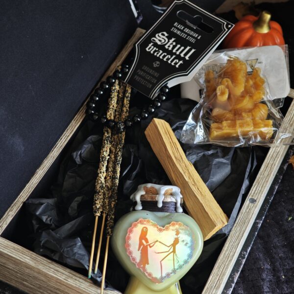 SPIRIT BOARD – Caja Regalo Gótica con Velas y Accesorios