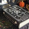 THE UNFORTUNATE – Caja Regalo con Aromas, Amuleto y Wax Melts